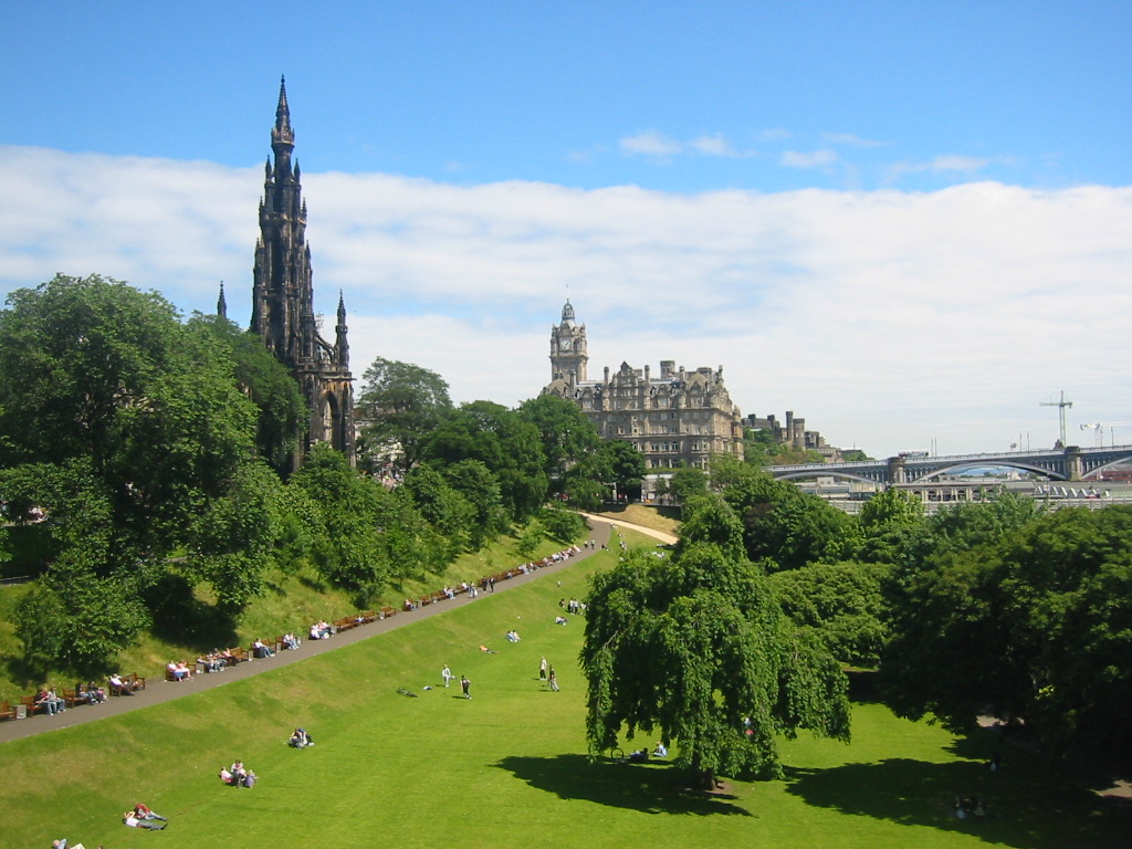 Nor Loch and the Princes Street Garden